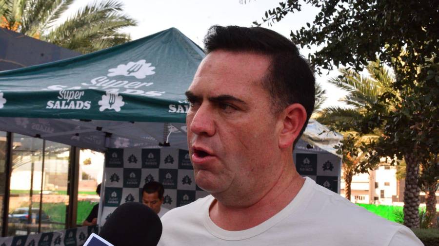 Alberto Salinas, titular del Implan Saltillo, presentó el programa Activa tu Parque durante la sesión realizada en Oaxaca.