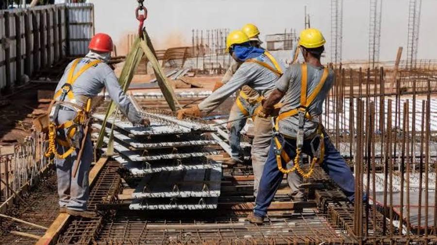 La concentración de exportaciones hacia Estados Unidos sigue siendo dominante, con 78.4% de las envíos, aunque Canadá gana terreno con un crecimiento de 18% en el primer semestre.