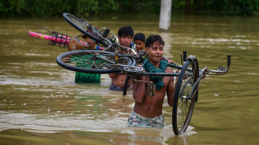 El Servicio Meteorológico Nacional mantiene activo este domingo una alerta por inundaciones repentinas en la parte central del estado, donde espera que continúen las tormentas.