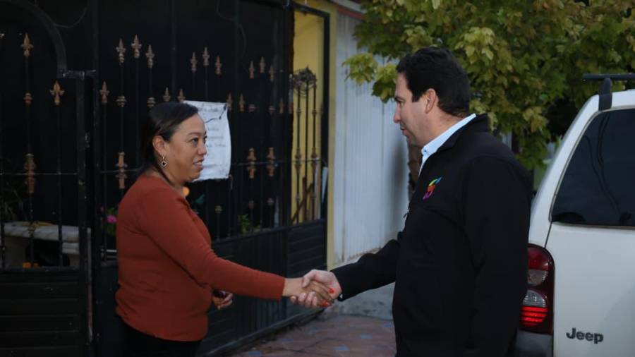 El alcalde Javier Díaz recorrió el sector para conocer las inquietudes de los habitantes.
