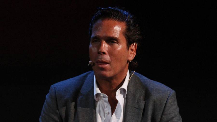 Lydia Cacho recordó una investigación en la cual Palazuelos es exhibido por sus supuestos nexos con una red de lavado de dinero, despojos y desapariciones en Tulum. FOTO: ROGELIO MORALES /CUARTOSCURO.COM