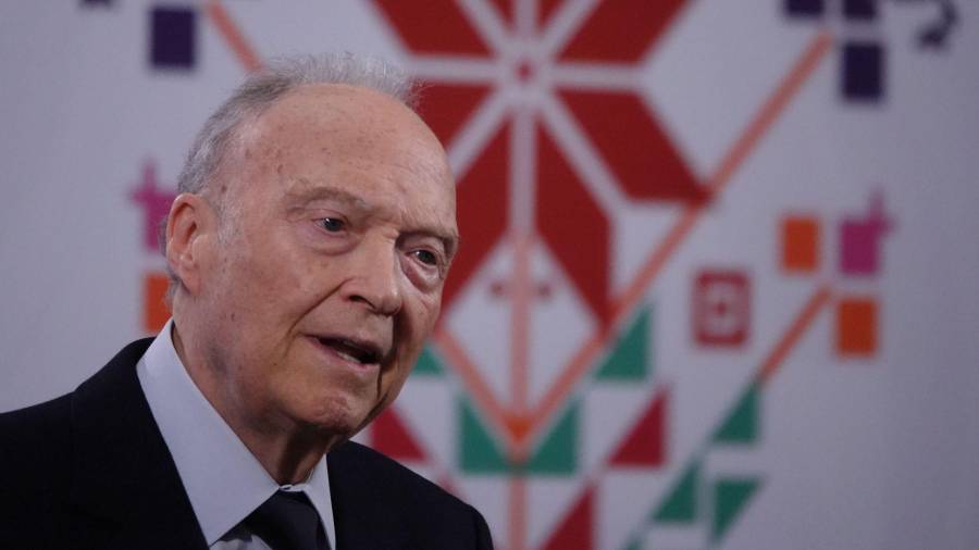 En Palacio Nacional buscaban quitar a Alejandro Gertz Manero y colocar un perfil cercano a Sheinbaum para “someter totalmente la operación de la FGR a los designios del gobierno actual”.