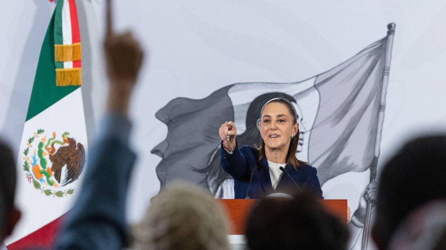 Subraya que un Mundial suele dejar en la población un impulso social para jugar futbol que no debe limitarse a quienes pueden pagar la entrada a un estadio.