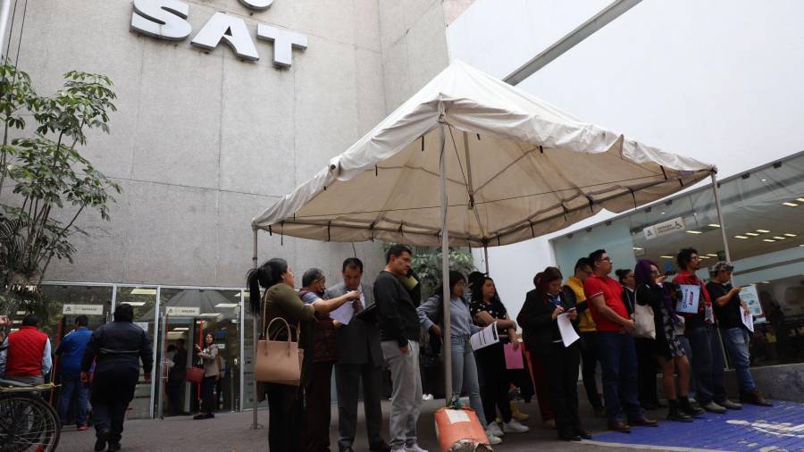 El SAT, en conjunto con la Agencia Nacional de Aduanas de México, comenzó a aplicar de forma obligatoria un nuevo requerimiento digital.
