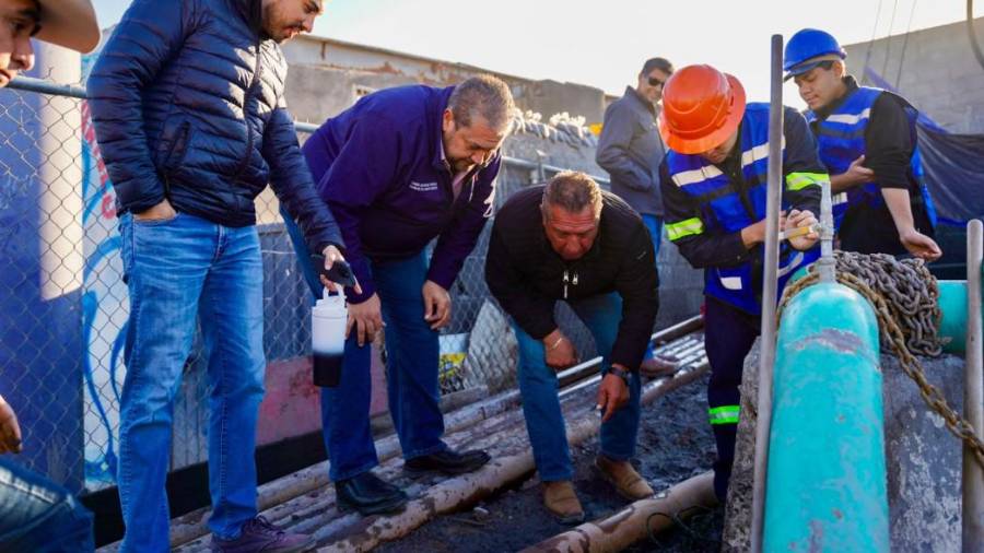 El alcalde Tomás Gutiérrez Merino supervisó los avances del pozo Analco 3, que pronto se integrará a la red de distribución en Ramos Arizpe.