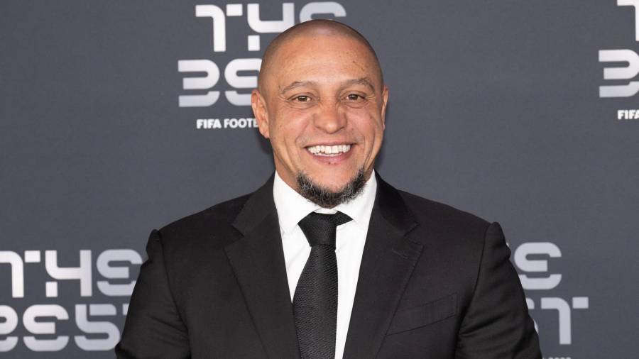 Roberto Carlos llegará a Saltillo para convivir con aficionados durante el FutFest 2026 en el Biblioparque Norte.