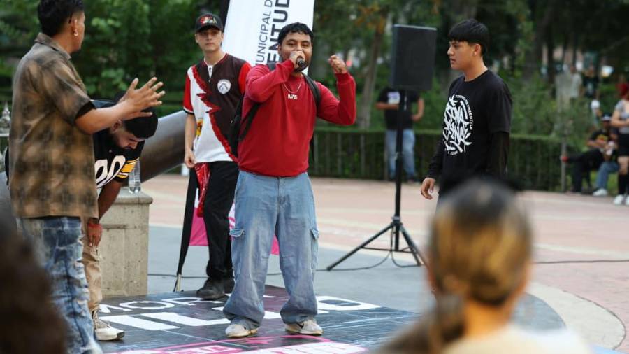 Jóvenes saltillenses demostraron su talento y creatividad durante el torneo de Freestyle “Por Amor a Saltillo”.