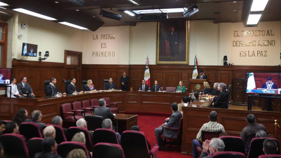 CIUDAD DE MÉXICO, 01SEPTIEMBRE2025.- La presidenta Claudia Sheinbaum Pardo acudió a la sesión solemne de instalación de la nueva Suprema Corte de Justicia de la Nación, en la sede del Poder Judicial. Es la primera integración del tribunal elegida por voto popular. FOTO: EDGAR NEGRETE LIRA/CUARTOSCURO.COM