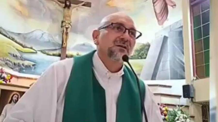 La tragedia que envuelve la muerte del sacerdote Patricio Alfredo Sánchez Molinari en Guayaquil, Ecuador, ha conmocionado a las redes sociales, así como a las y los fieles y hasta a los no creyentes.