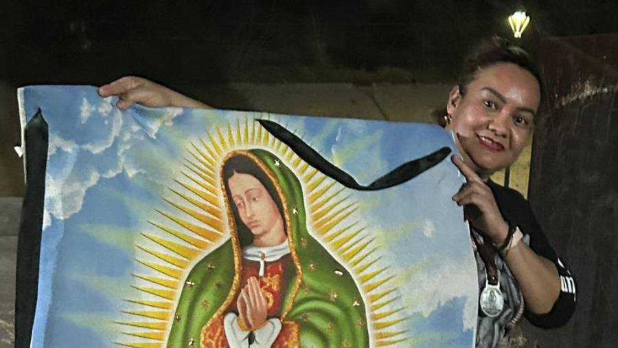 Brenda Ballester Ramírez corre cada 12 de diciembre en agradecimiento por la recuperación de su hijo.