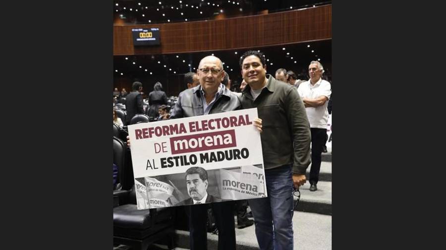 Rubén Moreira Valdez, coordinador de la bancada del PRI en la Cámara de Diputados, durante la discusión sobre la reforma electoral federal.