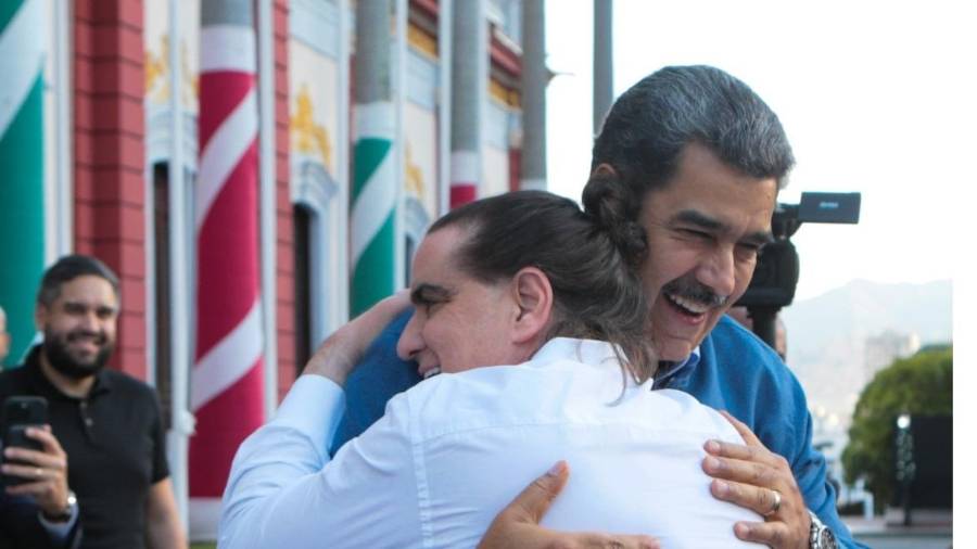 A pesar de que la PGR cerró el caso tras un donativo de 3 millones de dólares a la ACNUR (ONU), la Corte de Florida reactivó el proceso contra Saab luego de su deportación desde Caracas.