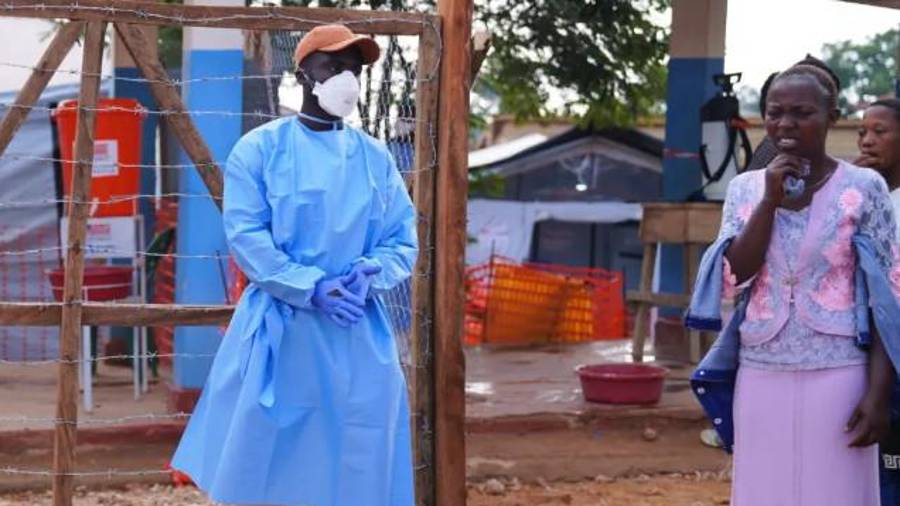 El centro de tratamiento del ébola de Elikya, en Bunia, provincia de Ituri, quedó paralizado después de que médicos, enfermeras y personal de seguridad dejaran de trabajar.