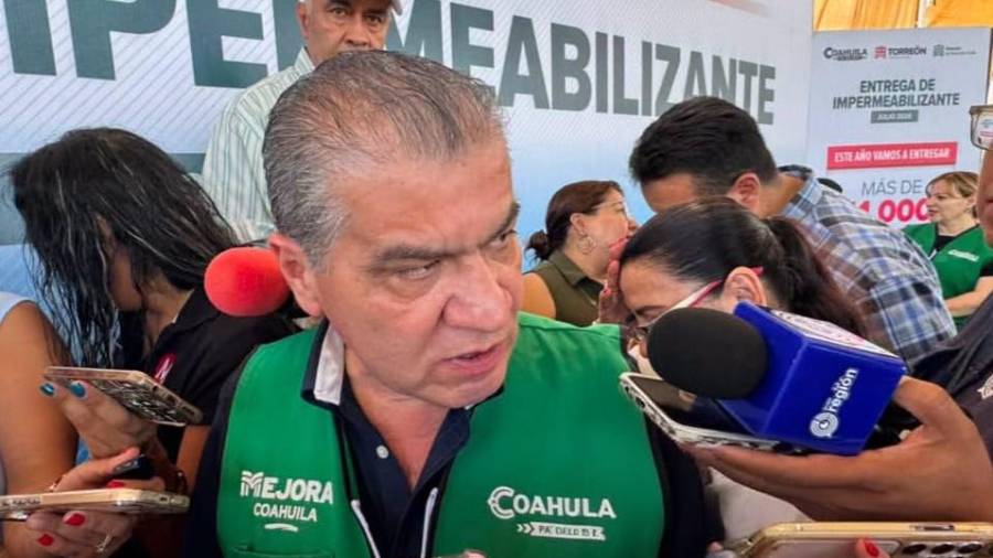 El alcalde indicó que aún no existe una autorización definitiva para permitir la libre circulación de taxis.