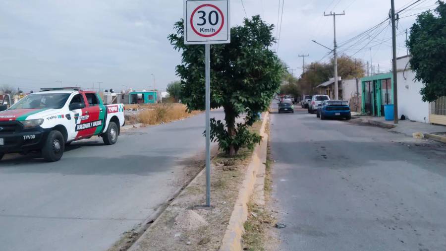 La edil exhortó a no usar las calles del municipio como si fueran autopistas.
