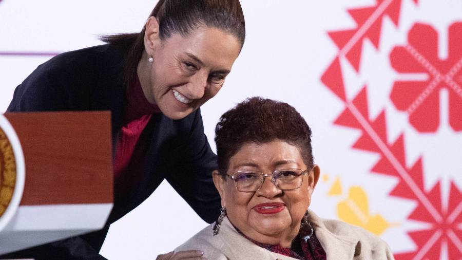 Ernestina Godoy, exfiscal capitalina y cercana a Sheinbaum, queda como encargada de Despacho de la FGR tras la salida obligada de Gertz Manero.