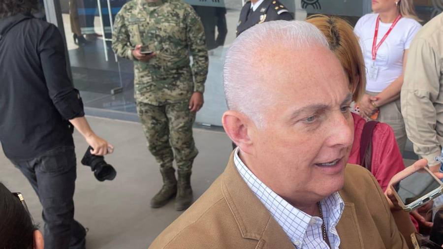 Román Alberto Cepeda niega intromisión en la elección local.