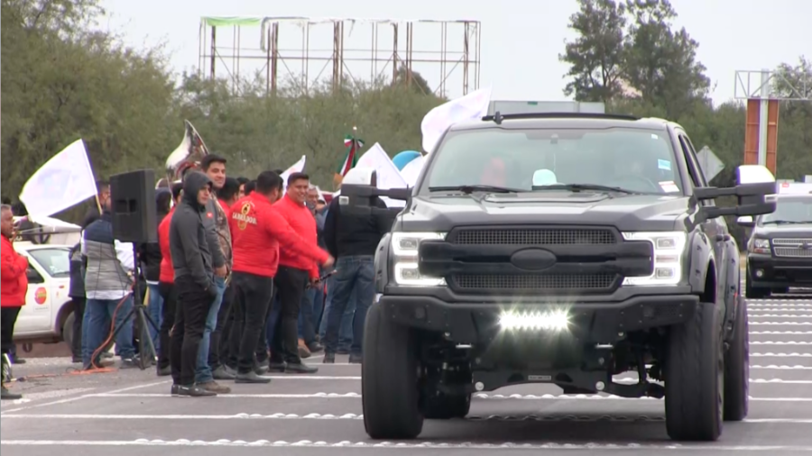 Eagle Pass se prepara para recibir a la caravana de paisanos que cruzaran a México para pasar las fiestas de Navidad.