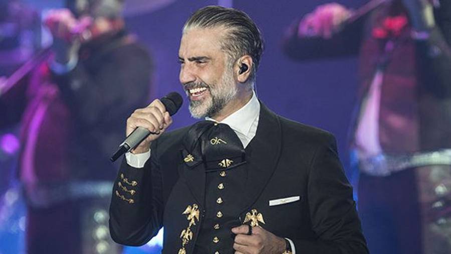 Exhiben de nuevo a Alejandro Fernández pasado de copas