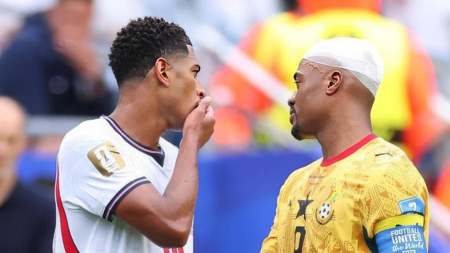 La actuación arbitral en el empate entre Inglaterra y Ghana provocó una fuerte controversia luego de que a Jude Bellingham le fuera perdonada la acción prohibida.