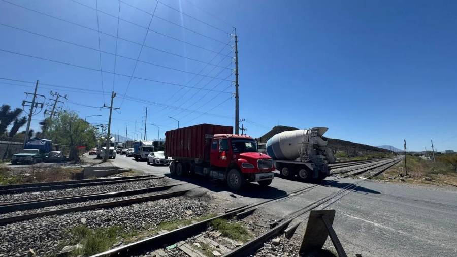 El proyecto ferroviario contempla alrededor de 20 obras, entre puentes, pasos a desnivel y cruces elevados.