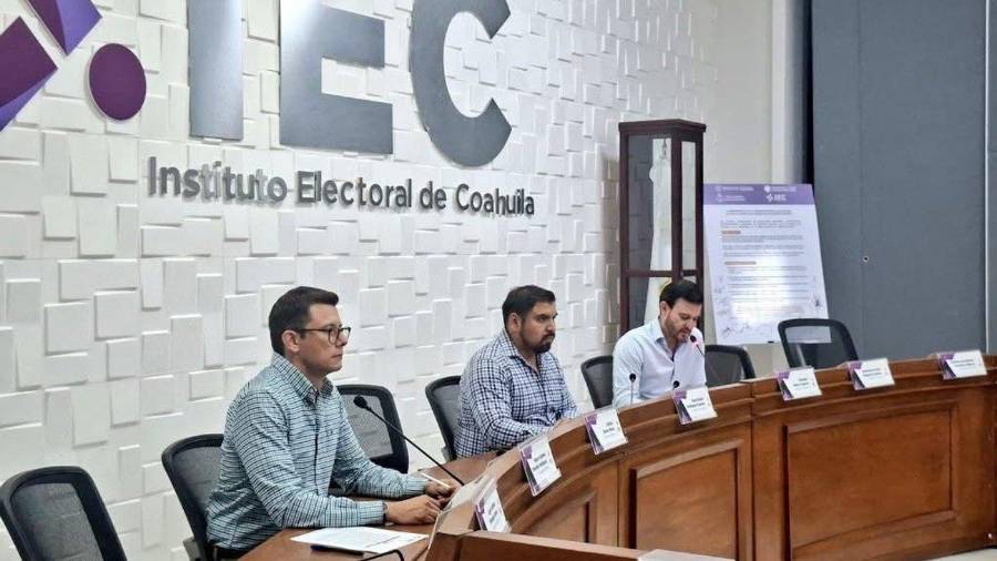 Previo al proceso electoral de 2027, el IEC inició la integración de los comités de cada uno de los 38 municipios de Coahuila.