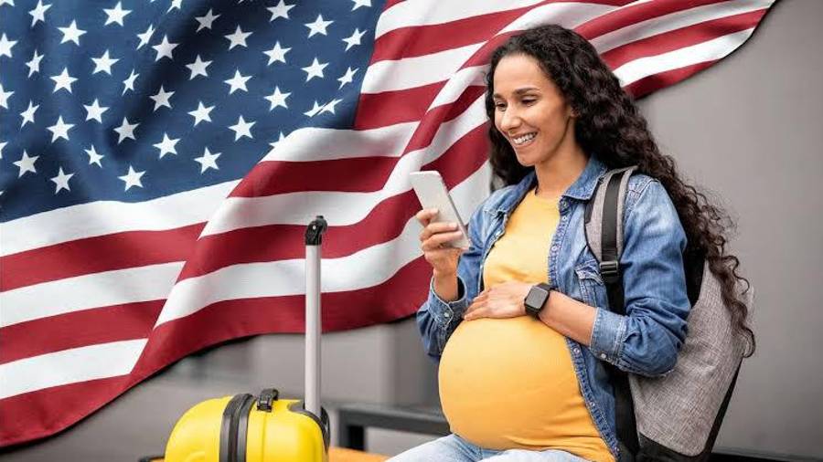Trump ha vinculado en varias ocasiones el turismo de ciudadanía con ‘personas ricas de China’ y de ‘todo el mundo’ que, según él, buscan que sus hijos obtengan ciudadanía estadounidense.