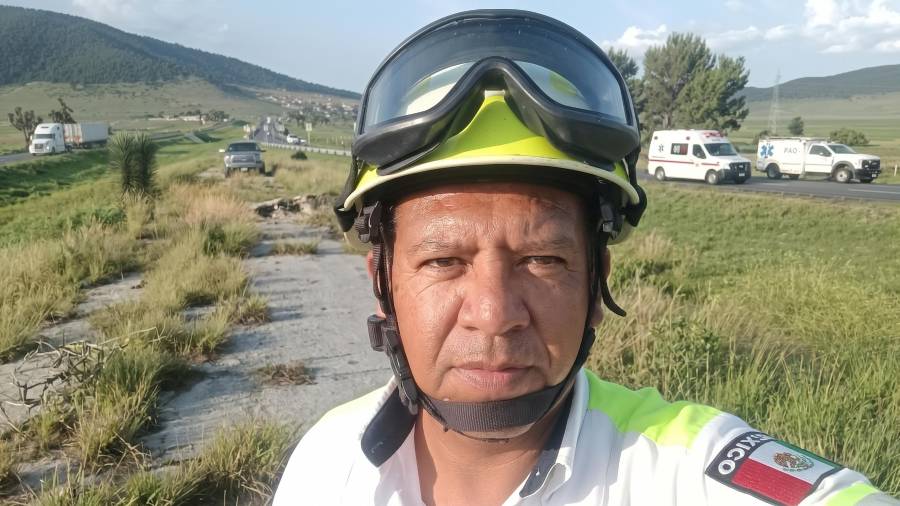 Humberto Salas, el paramédico que lleva 36 años salvando vidas