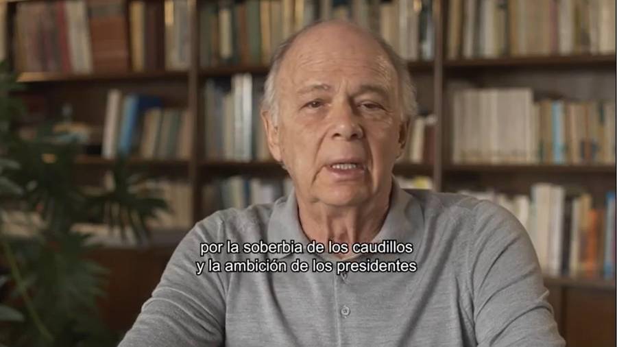 Krauze advirtió a los votantes más jóvenes sobre el “gigantesco daño que causa el poder absoluto en manos de una sola persona”.