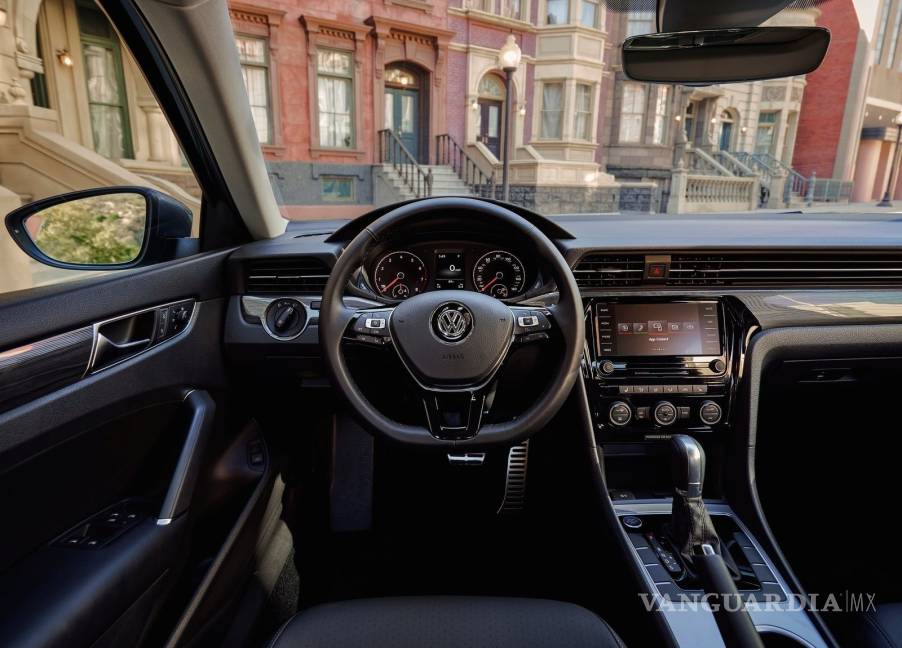 $!Volkswagen Passat 2020, nuevo pero menos tecnológico que el Jetta