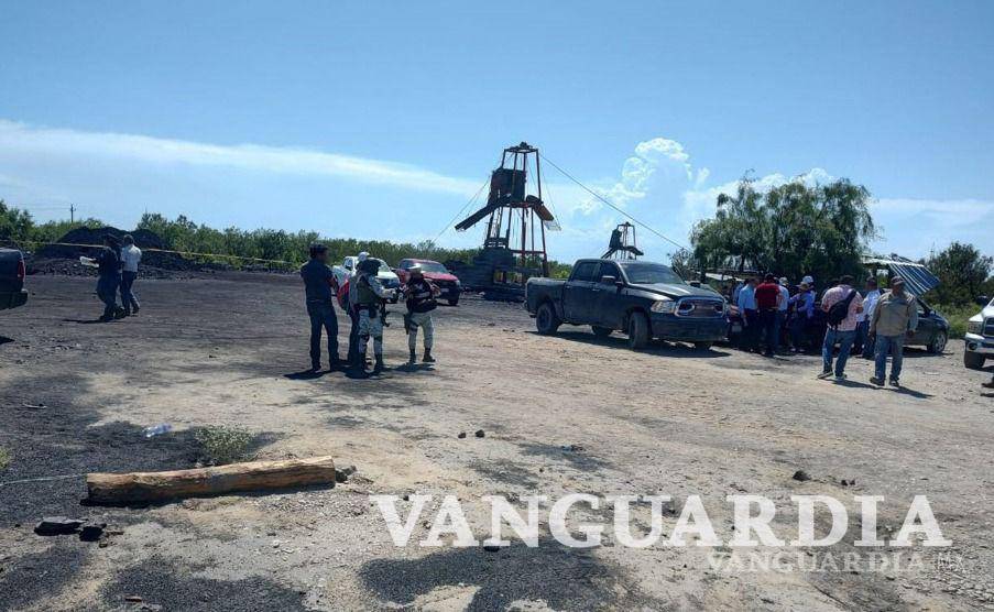 $!Al momento se encuentran autoridades en la mina en Agujita, Sabinas.