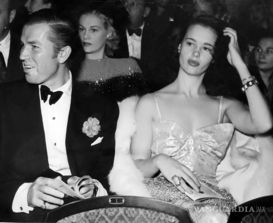 $!Muere Gloria Vanderbilt, icono de la moda y gran socialité de Nueva York