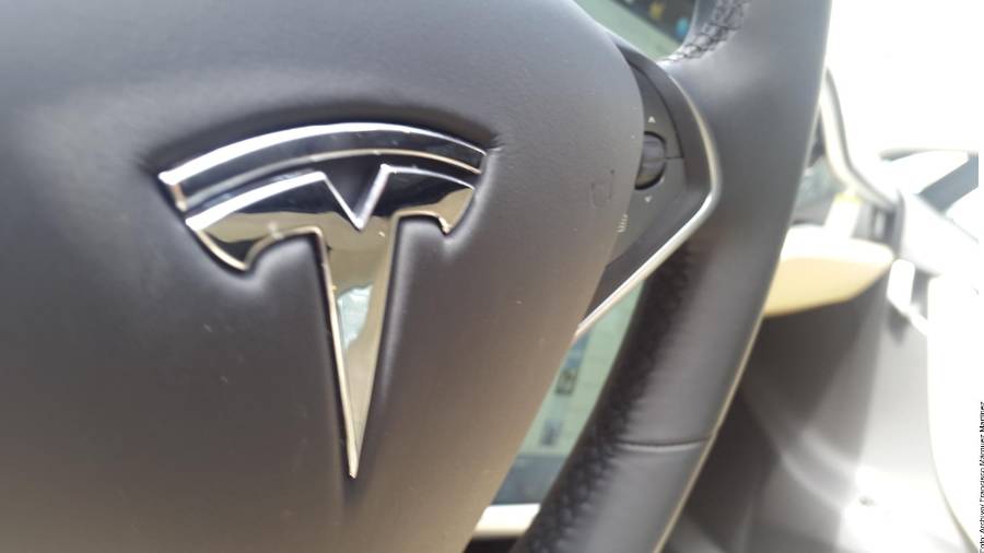 El único modelo de Tesla con una puntuación por debajo de la media es el Cybertruck, su modelo más reciente, que incorpora diversas tecnologías nuevas, como un sistema de arquitectura de 48 voltios. FOTO: