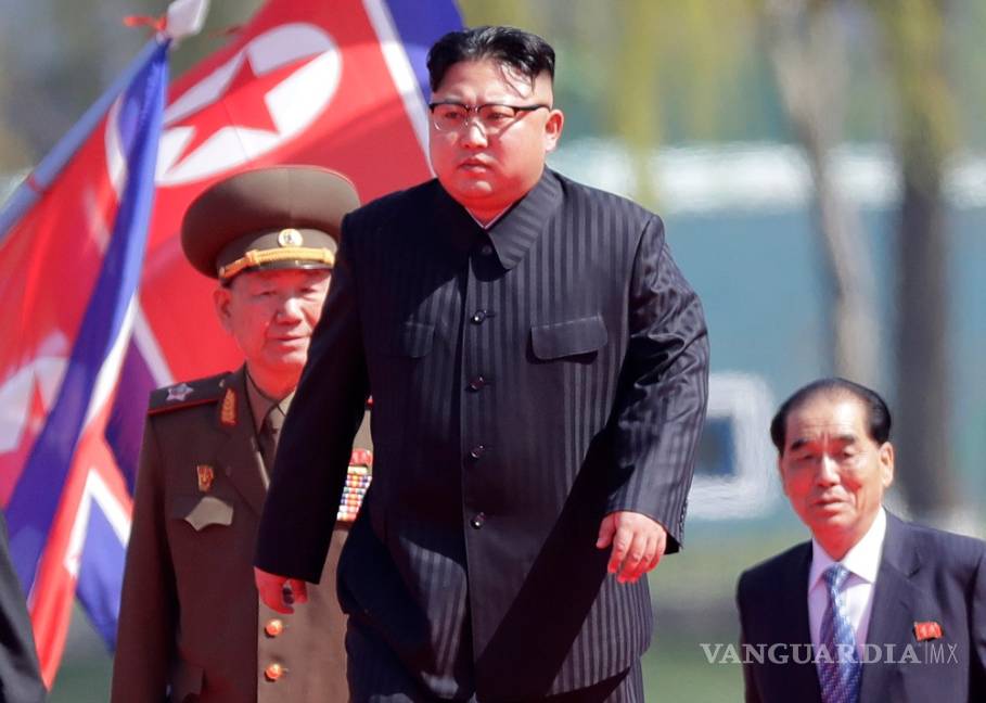 Amenaza Kim Jong-un con causar "el mayor dolor y sufrimiento" a EU