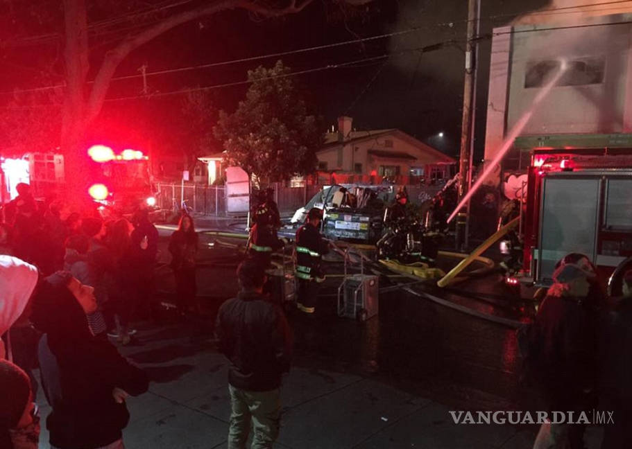 $!Al menos 9 muertos en voraz incendio en una discoteca de Oakland, California