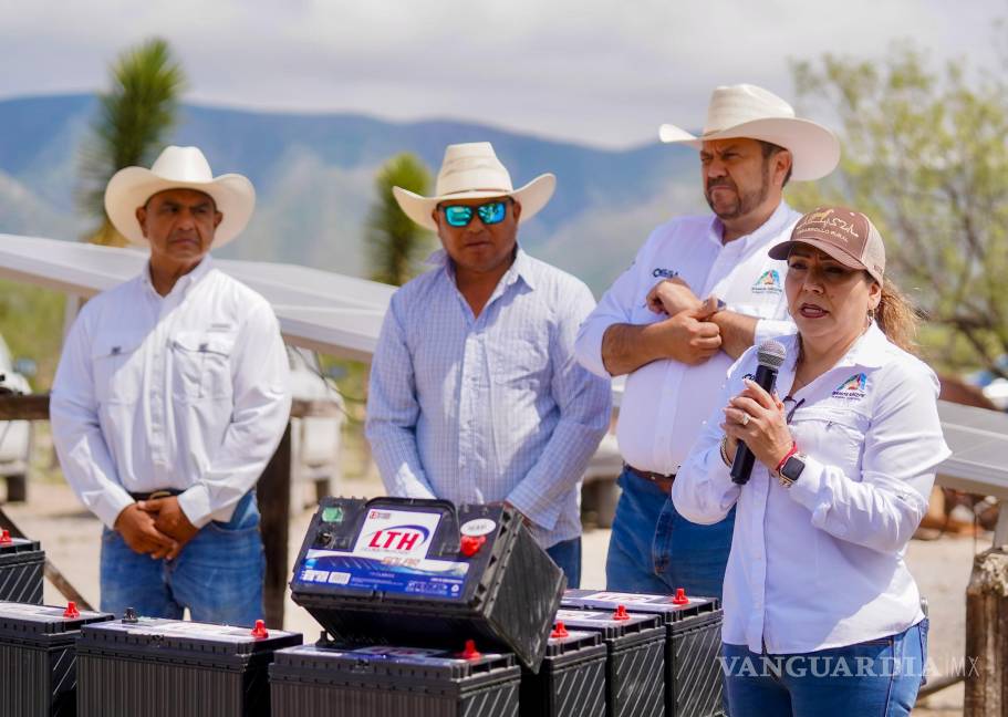 $!El beneficio llegó a 15 familias, que representan a los 42 habitantes del ejido Tuxtepec.