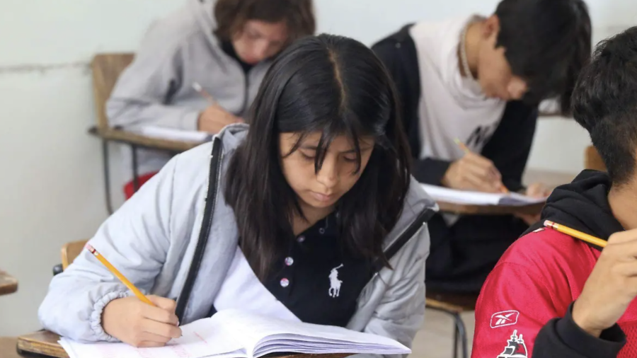 Si la preparatoria asignada no era la que esperabas, todavía existen opciones para solicitar un espacio en planteles de educación media superior que cuentan con lugares disponibles.