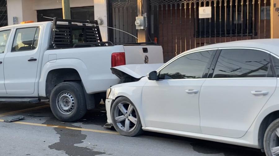 Vecinos reportaron el accidente ocurrido en la calle Pinar durante las primeras horas del día.