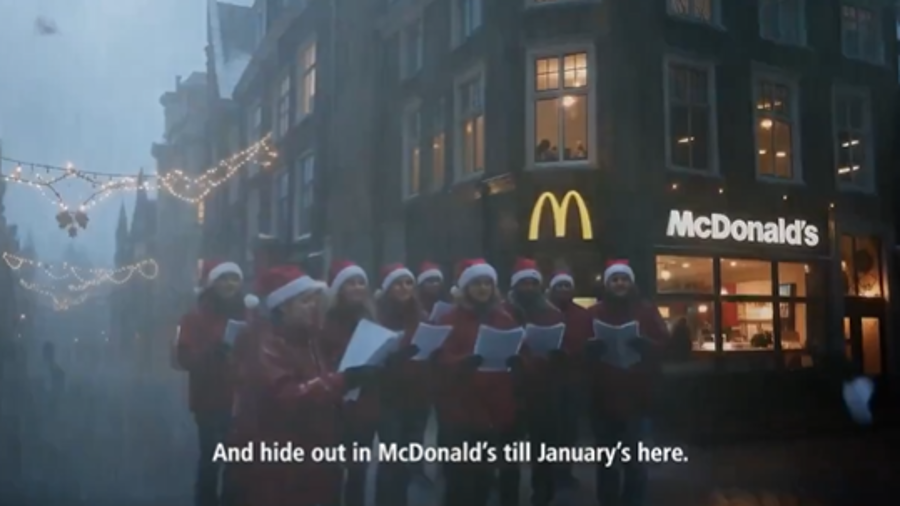 McDonald’s se convirtió en tema central en las redes sociales tras presentar un comercial navideño elaborado casi por completo con inteligencia artificial