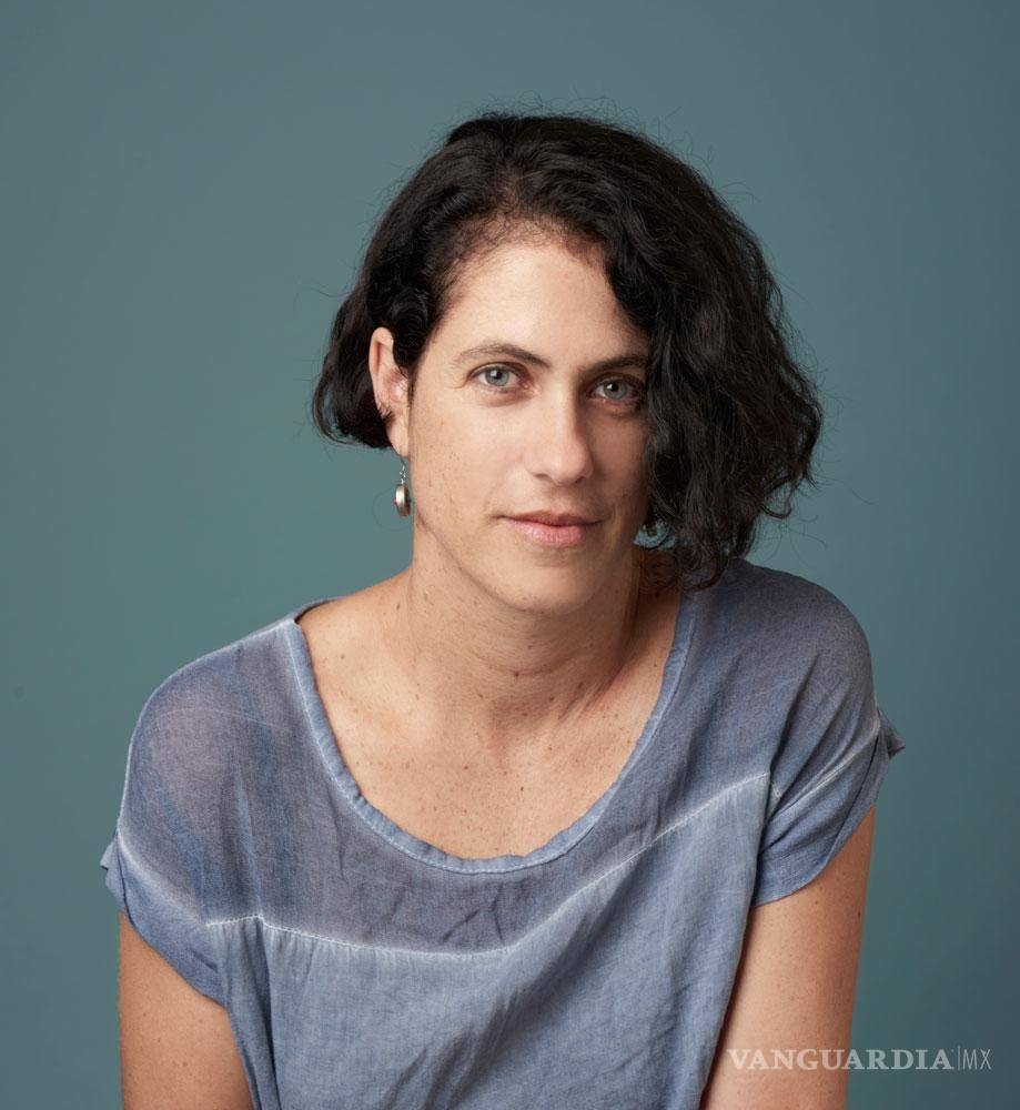 $!La familia es el lugar de las primeras violencias: Katya Adaui