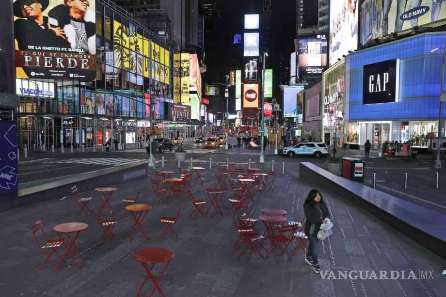 $!Sin turistas, negocios cerrados y los ricos abandonando la ciudad Manhattan parece un pueblo fantasma