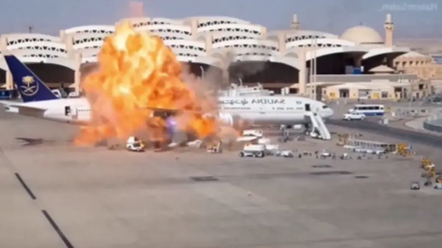 Nuevo ataque con misiles a la Terminal 4 del Aeropuerto de Riad, Arabia Saudita.
