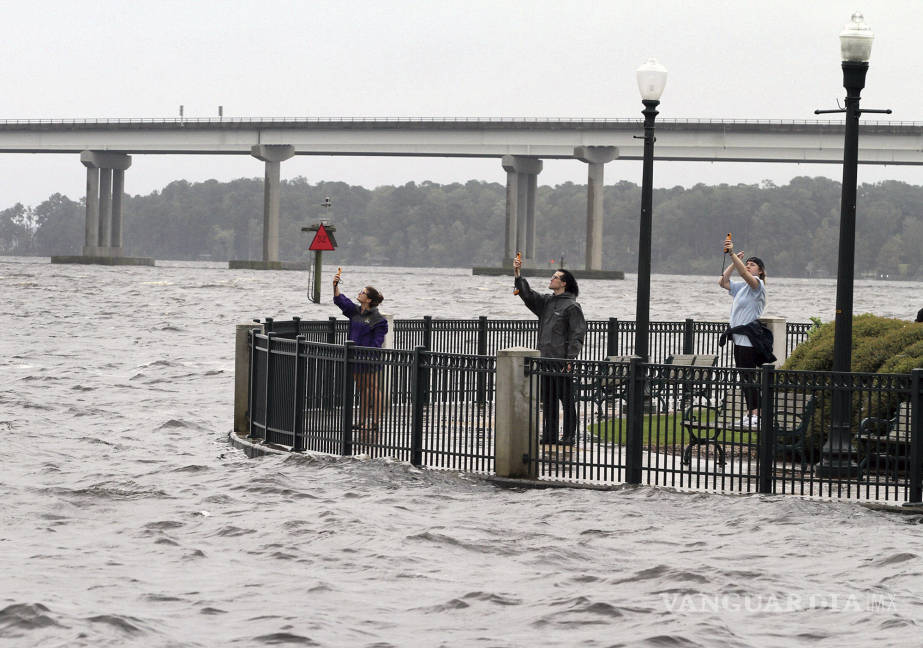 $!&quot;Florence&quot; golpea a Carolina de Norte con intensas lluvias y fuertes vientos (Fotogalería)