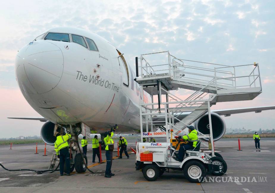 Nuevo León recibe del Insabi 50 ventiladores para pacientes COVID-19