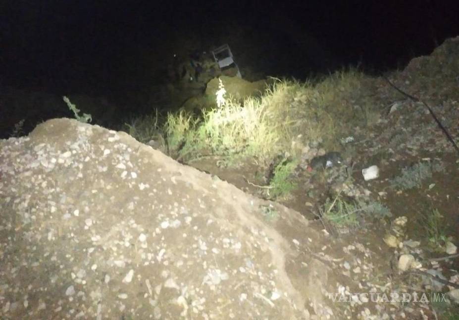$!Rescatan a 4 mineros atrapados en mina de carbón en Escobedo, Coahuila