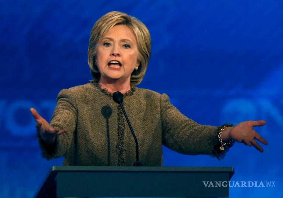 Hillary Clinton acusa a Trump de ser el "mejor reclutador" del EI