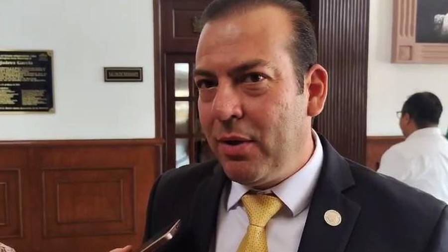 Felipe González Miranda acusó a Attolini de mentir y usar su influencia para no ser multado.