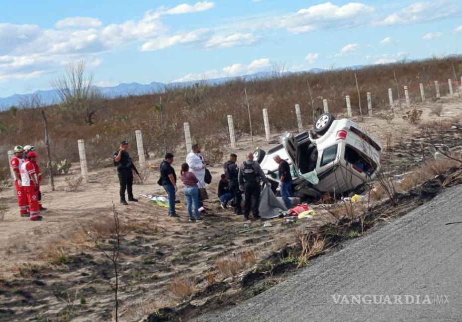 $!La potencia del choque dejó ambas unidades completamente destruidas.