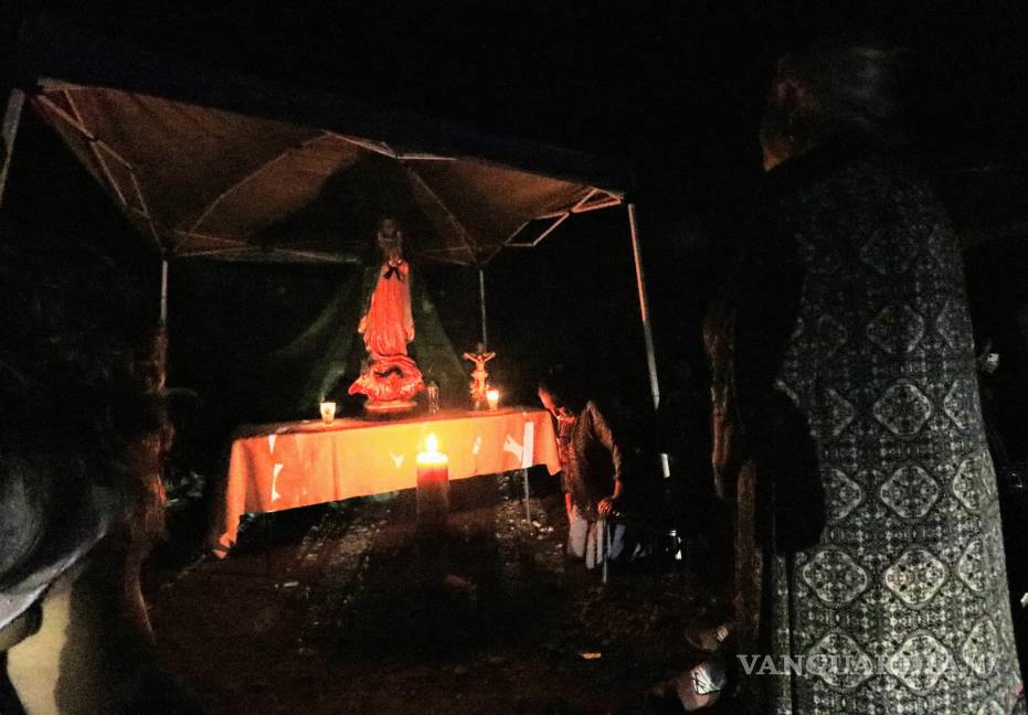 ‘Puede que estén con vida’: trabajan en rescate de sus compañeros atrapados en mina inundada en Múzquiz