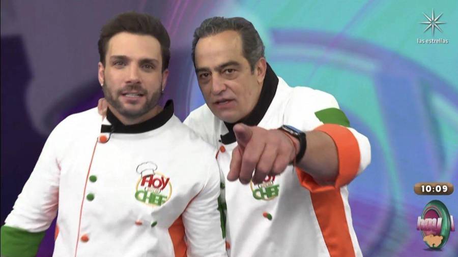 El conductor y actor cedió su lugar en la final del reality culinario luego de confirmar el fallecimiento de un familiar cercano